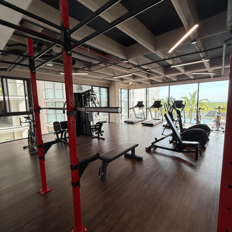 Apto Piso 11 Vista al Mar y la Sierra en la Mejor Zona de Pozos Colorados - Superior Apartment with Balcony - 9