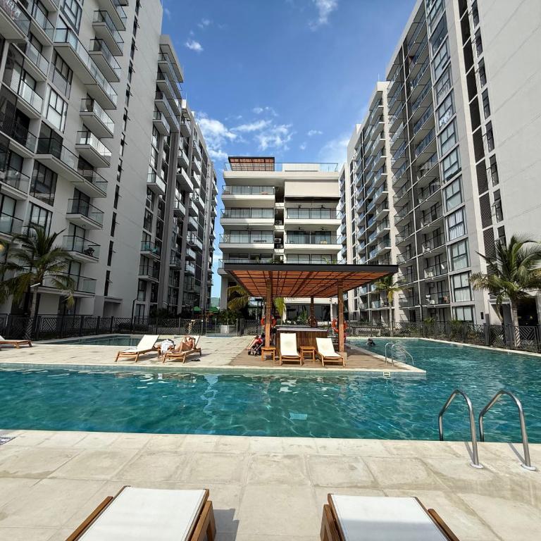 Apto Piso 11 Vista al Mar y la Sierra en la Mejor Zona de Pozos Colorados - Superior Apartment with Balcony - 1