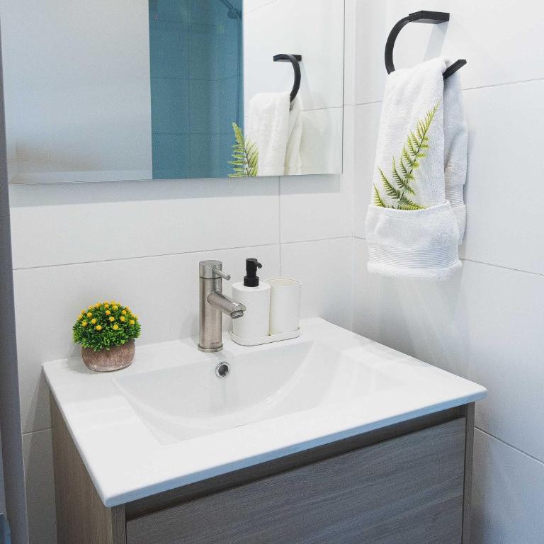 De baja VIC1 710A - Apartment - 38
