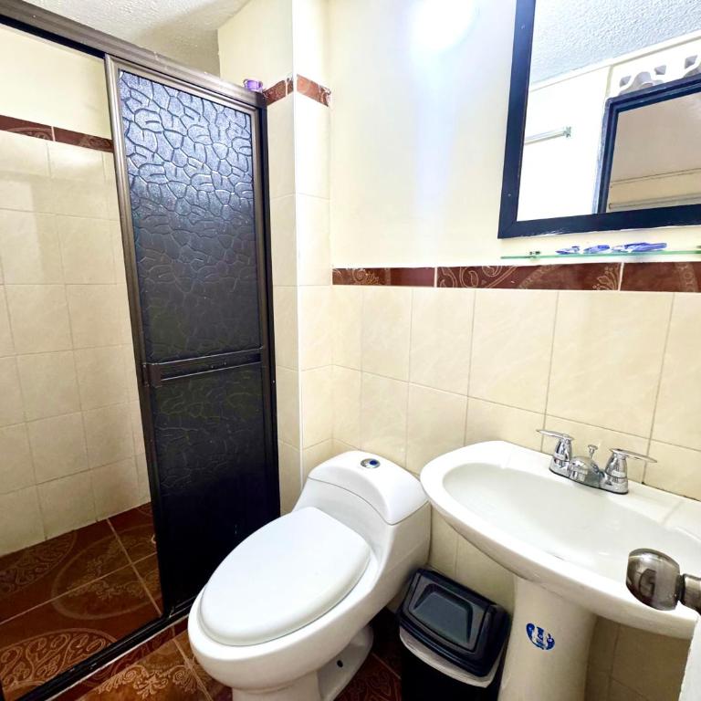 Hotel Estadio 80 - Habitación Doble Superior - 2 camas dobles - 8