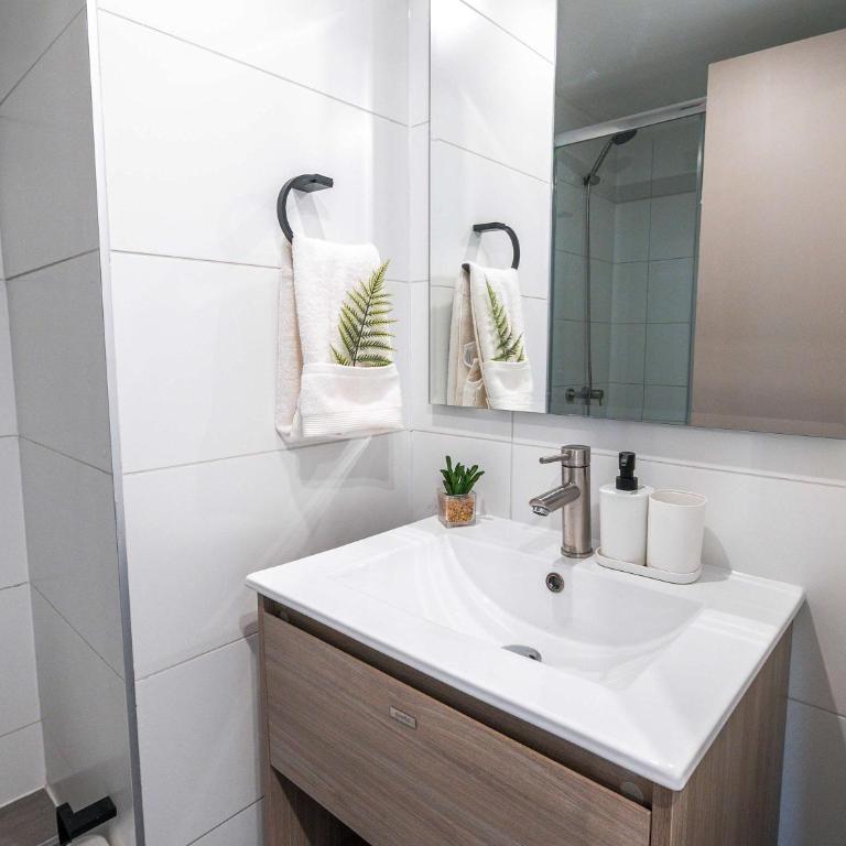 HOM I Terraza Metro Irarrazaval Wifi Nunoa - Apartment - 39