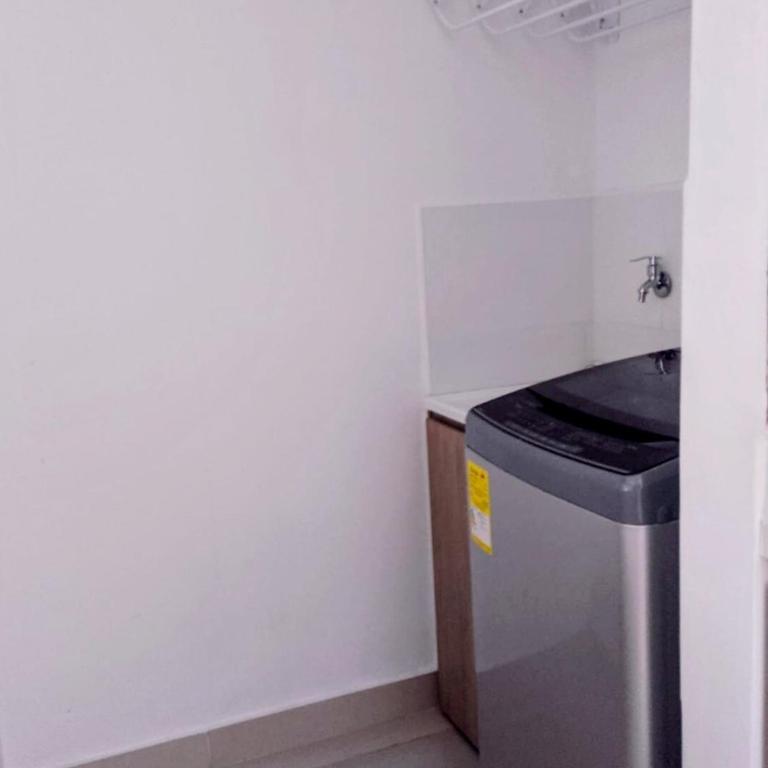 Apartamento moderno cerca de la playa - Three-Bedroom Apartment - 12