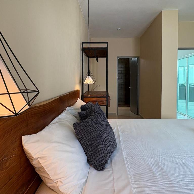 Vica Mayan Guest House - By Aloja RV - Double Room with Private Bathroom - 1