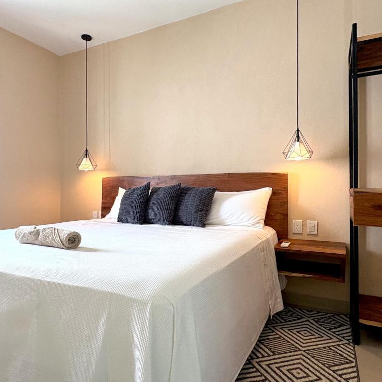 Vica Mayan Guest House - By Aloja RV - Double Room with Private Bathroom - 4