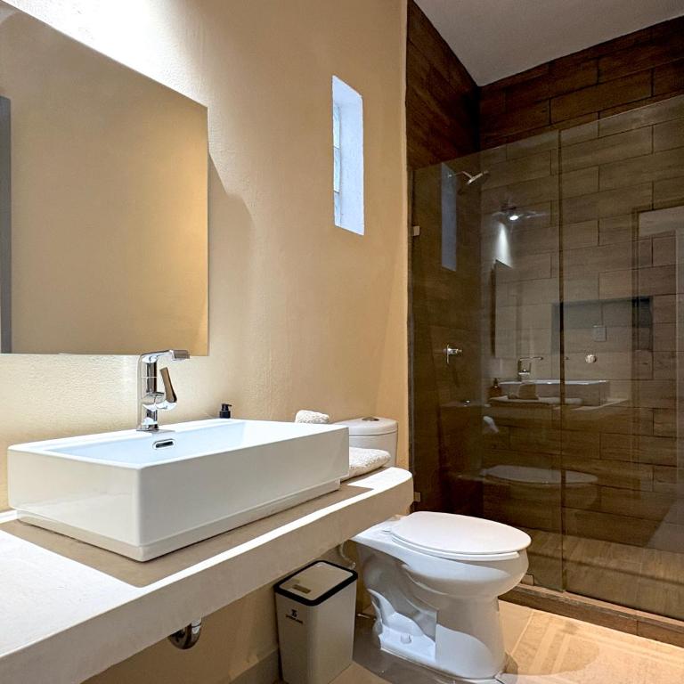 Vica Mayan Guest House - By Aloja RV - Double Room with Private Bathroom - 3