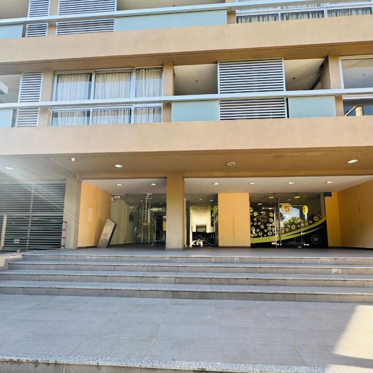 Monoambiente CÉNTRICO MODERNO CON COCHERA - One-Bedroom Apartment - 15