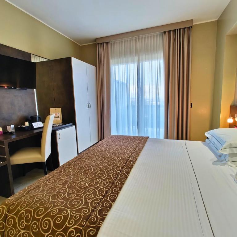 Hotel Pineta Palace - Premium Double Room - 4
