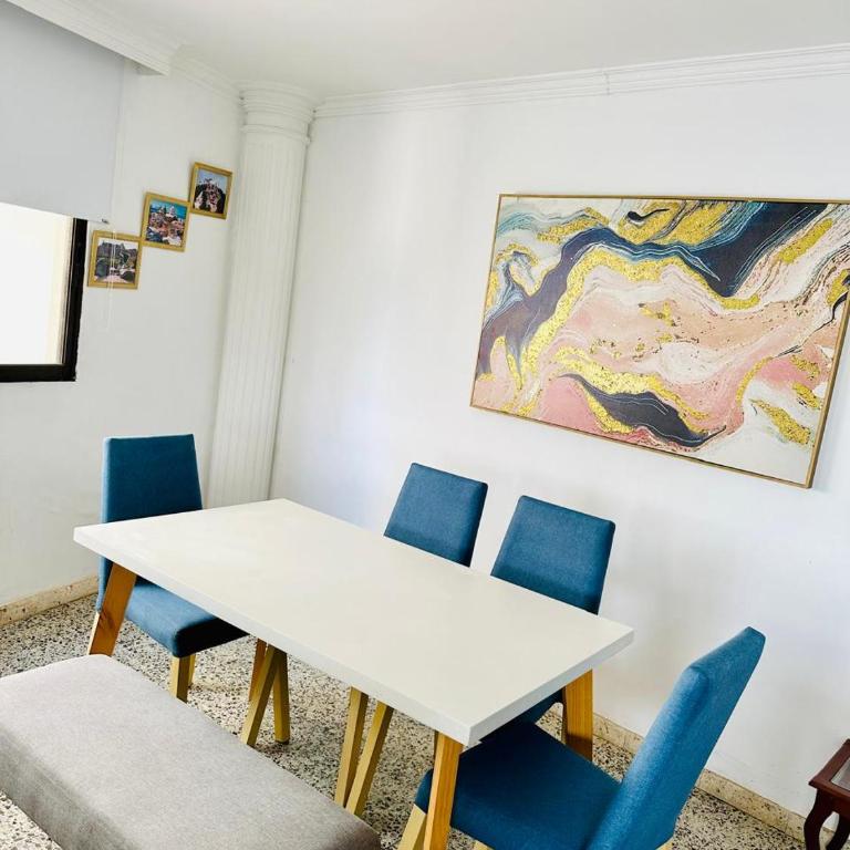 2B Apt in Cartagena with Views, Pool, Wifi and Balcón - Two-Bedroom Apartment - 7