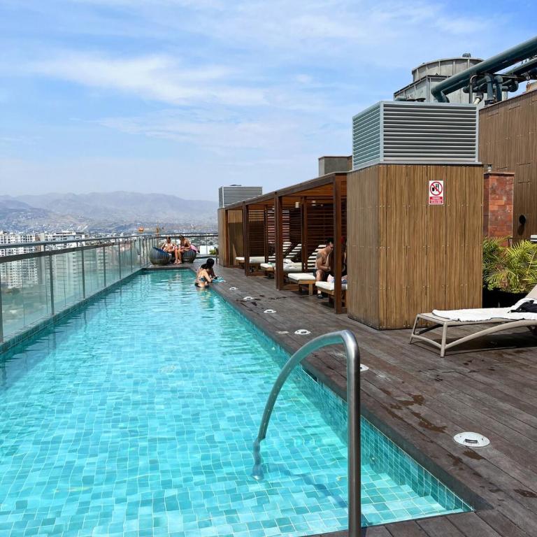Jacuzzi and pool Apartment in Barranco - One-Bedroom Apartment - 25