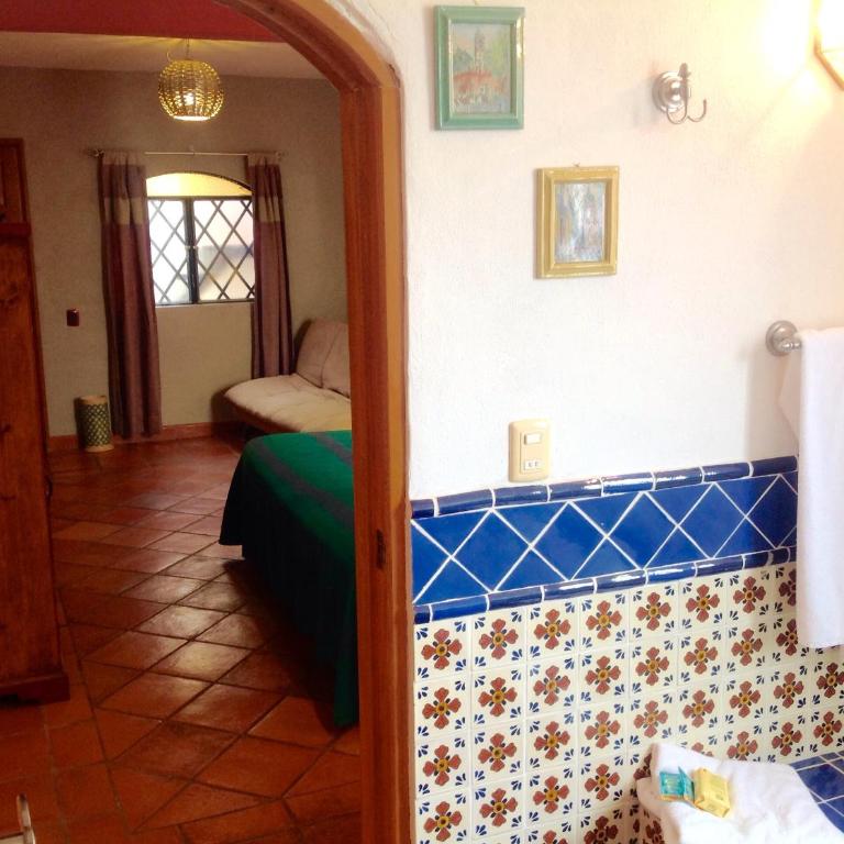 Casa Las Alamedas Guanajuato - King Room - 7