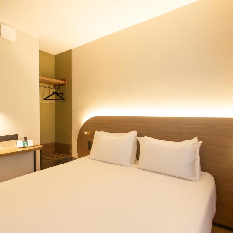 Logis Hôtel de Port d'Alon - St Cyr sur Mer - Chambre Double Standard - 10