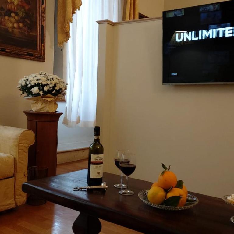 Tornabuoni La Petite Suite - Suite with City View - 20