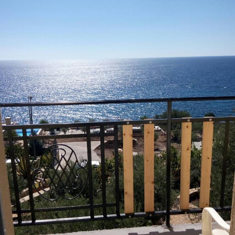 Apartman Marinkovic - Apartment with Sea View - 1