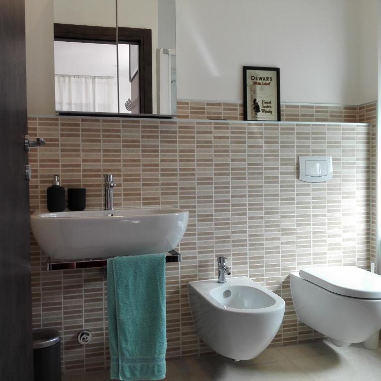 B&B Rosa Blu - Deluxe Double Room with Shower - 7