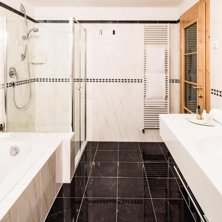 Hotel Continental Dolomites - Junior Suite con Balcone - 6