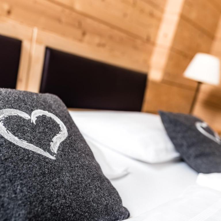 Hotel Continental Dolomites - Camera Matrimoniale Superior con Balcone - 2