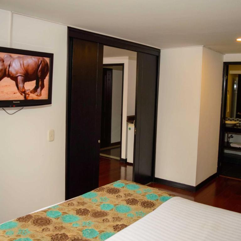 Hotel Confort 80 Zona Rosa - Habitación con cama grande - 22