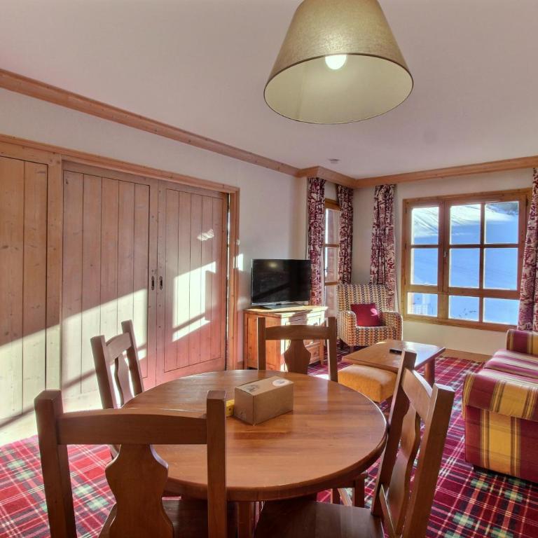 ARC 1950, Appartement 1 chambre, 4 personnes, Exposition Sud, SAUNA, HAMMAM, JACUZZI, PISCINE - Apartamento de 1 dormitorio con balcón y vistas a la montaña - 6