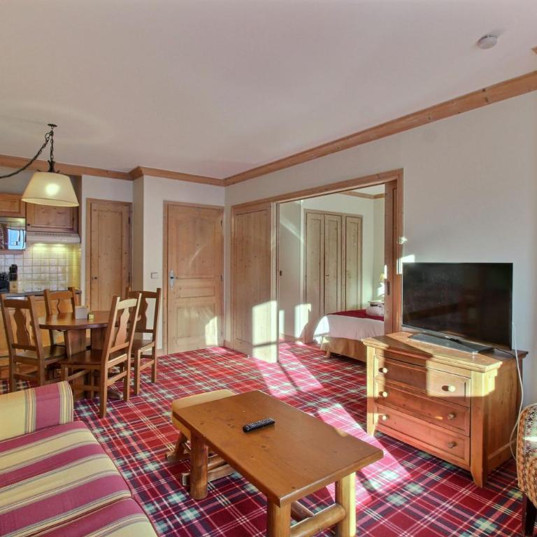 ARC 1950, Appartement 1 chambre, 4 personnes, Exposition Sud, SAUNA, HAMMAM, JACUZZI, PISCINE - Apartamento de 1 dormitorio con balcón y vistas a la montaña - 15