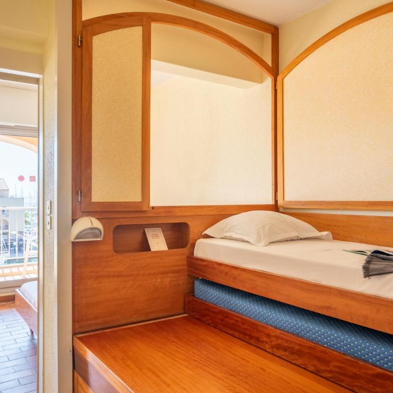 Résidence Pierre et Vacances Le Port - One-Bedroom Apartment with Sleeping Alcove (6 People) - Port View - 4