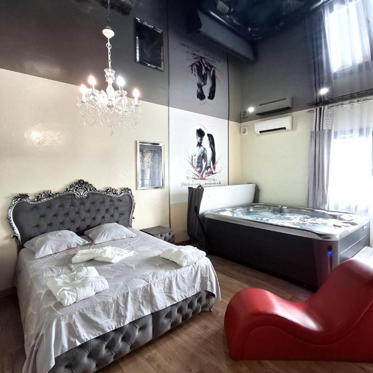 La discrète romantique, appartement avec jacuzzi - Appartement - 20