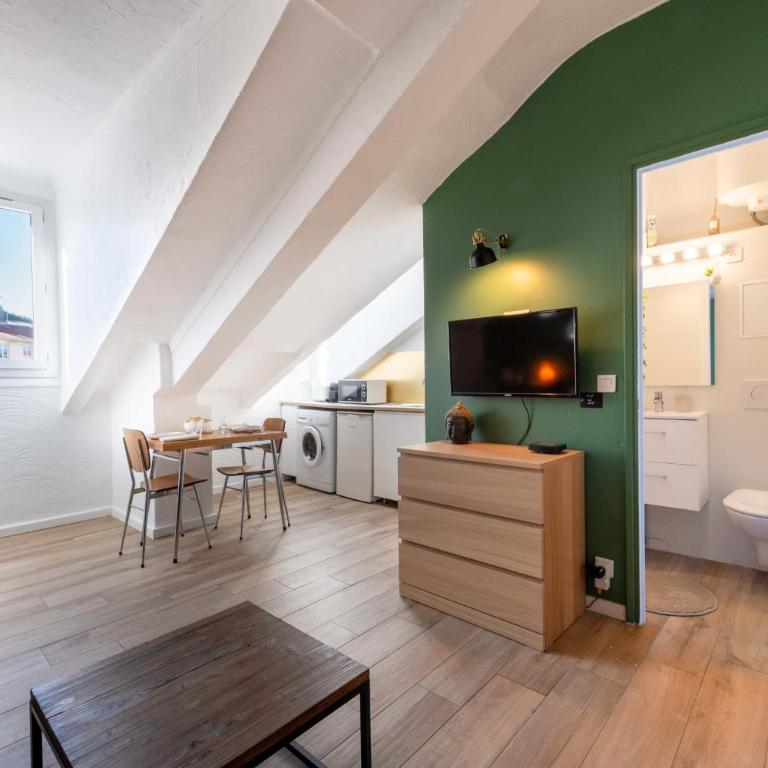Top-Floor Studio Central Cannes - Studio - 10