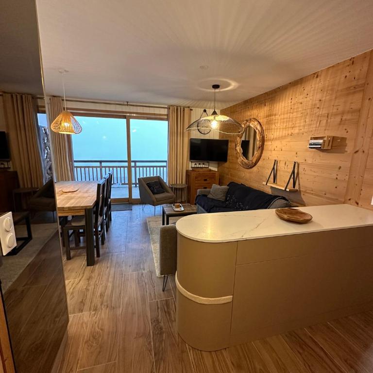 6ème PISTE - Appartement 3 Chambres - 26