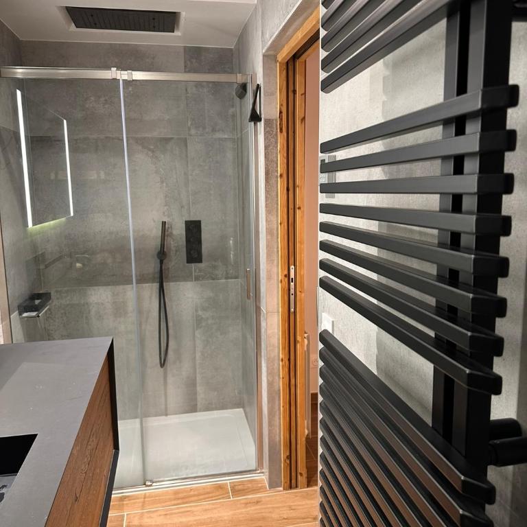 6ème PISTE - Appartement 3 Chambres - 28