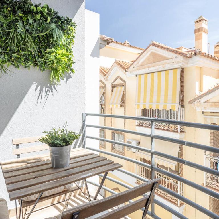 Be Mate Málaga Playa - Apartamento con terraza - 3