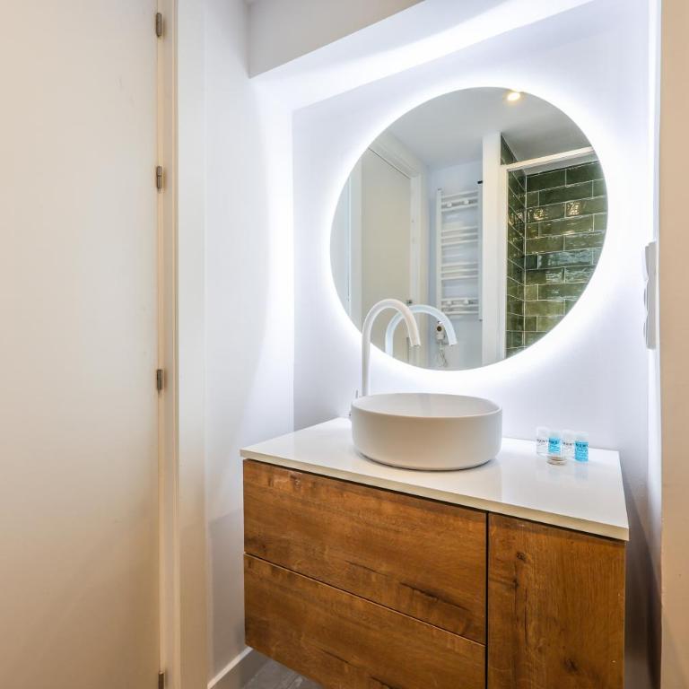 Enjoy your Best Stay in the Center of Madrid - Apartamento de 2 dormitorios - 26