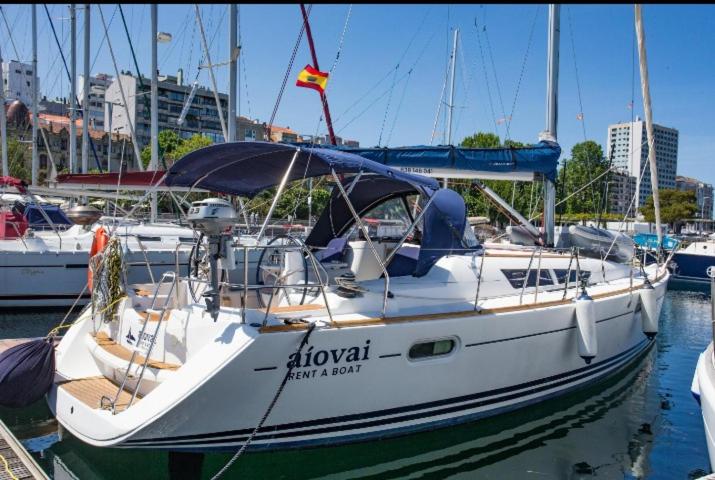 Sailboat Barco Velero Vigo - Casa Móvil - 7