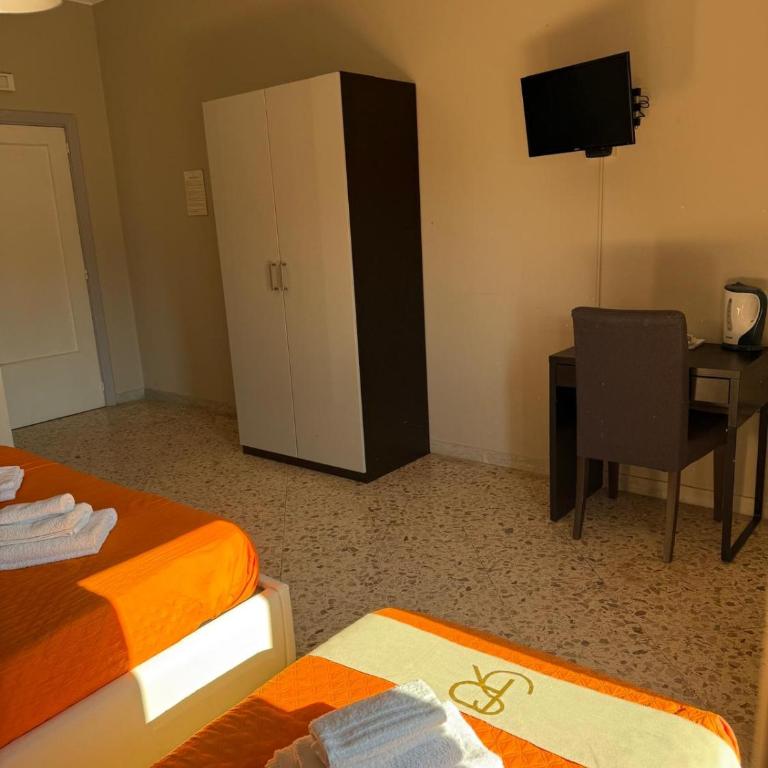 Pompei Sanctuary rooms - Camera Matrimoniale Deluxe con 1 Letto Supplementare - 6