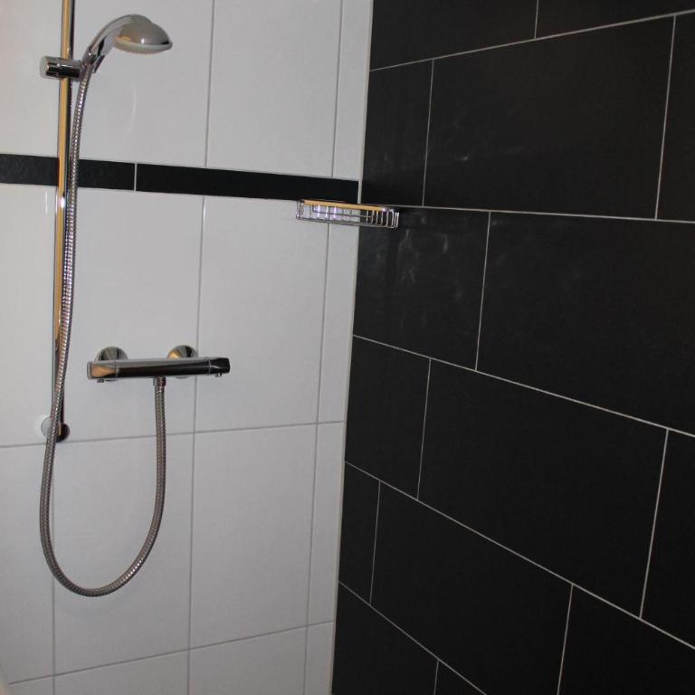 Haus Lucas Tschofen - Apartment mit 1 Schlafzimmer und Dusche - 3