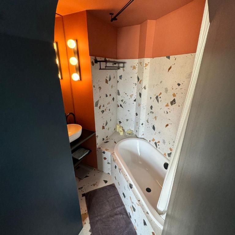 Charmant appartement parisien vue sur Tour Eiffel - Appartement 1 Chambre - 5