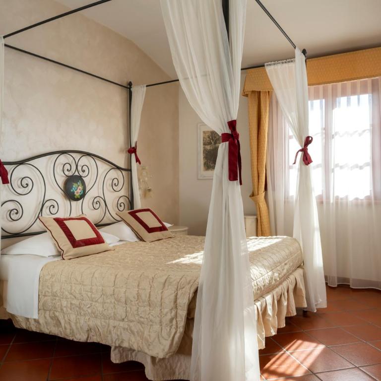 Hotel & Restaurant Casolare Le Terre Rosse - Camera Tripla - 6
