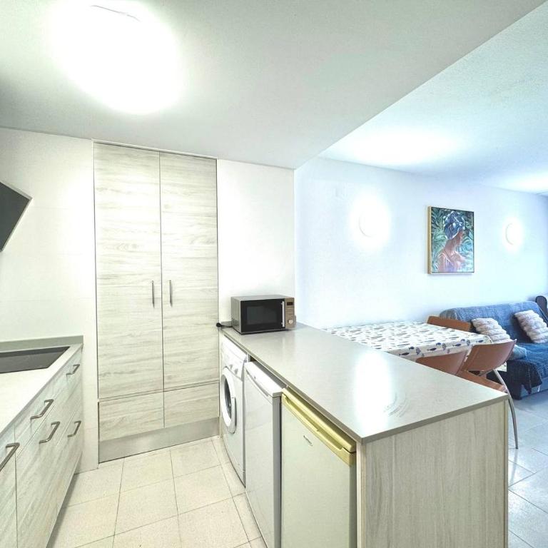 Apartsalou Zen - Two-Bedroom Apartment - 5