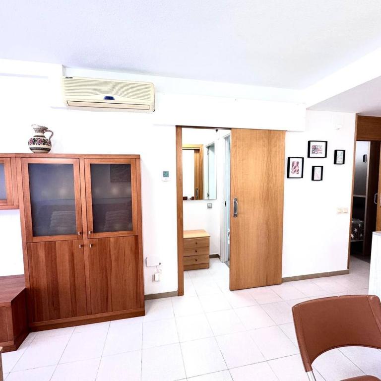 Apartsalou Zen - Two-Bedroom Apartment - 10