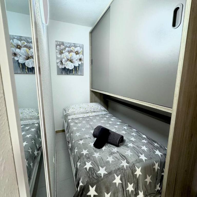 Apartsalou Zen - Two-Bedroom Apartment - 16