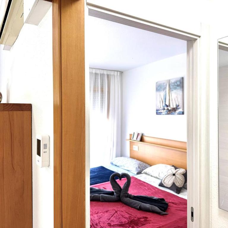 Apartsalou Zen - Two-Bedroom Apartment - 22