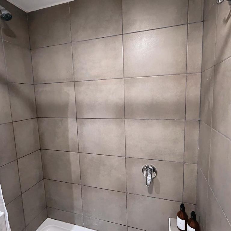 Belgrano City Center - downtown Salta - Estudio con balcón - 9