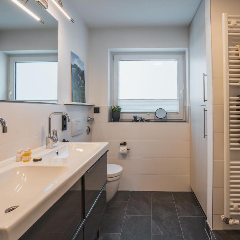 Alpengold - Apartment mit 2 Schlafzimmern und Bergblick - 8