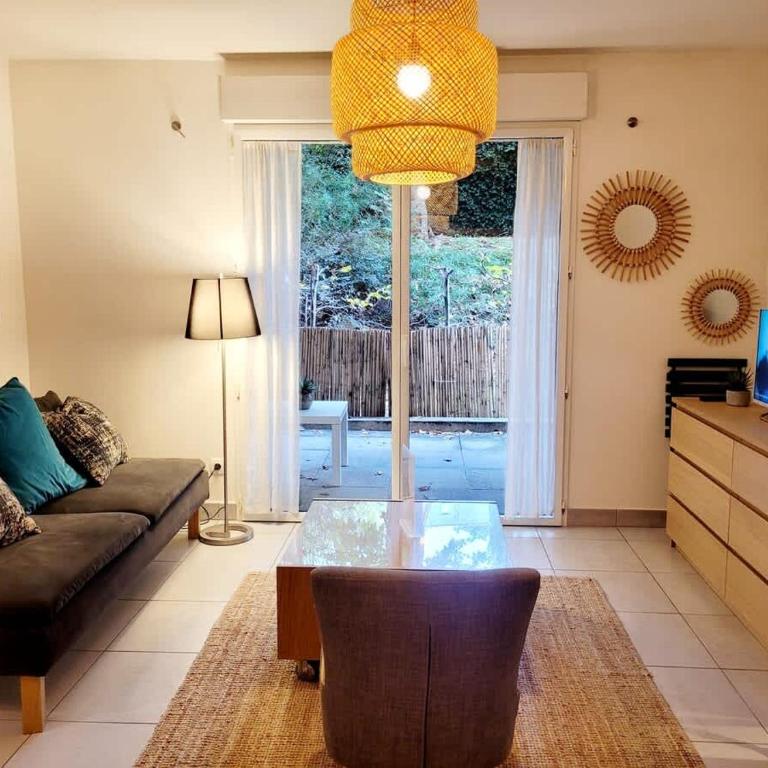 Lil Bretech - Apartment mit 1 Schlafzimmer und Balkon - 9
