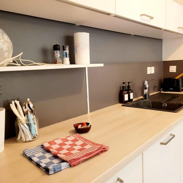Lil Bretech - Apartment mit 1 Schlafzimmer und Balkon - 17