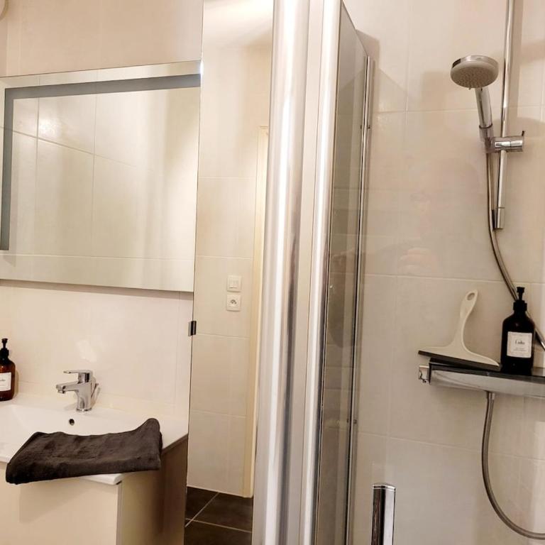 Lil Bretech - Apartment mit 1 Schlafzimmer und Balkon - 29