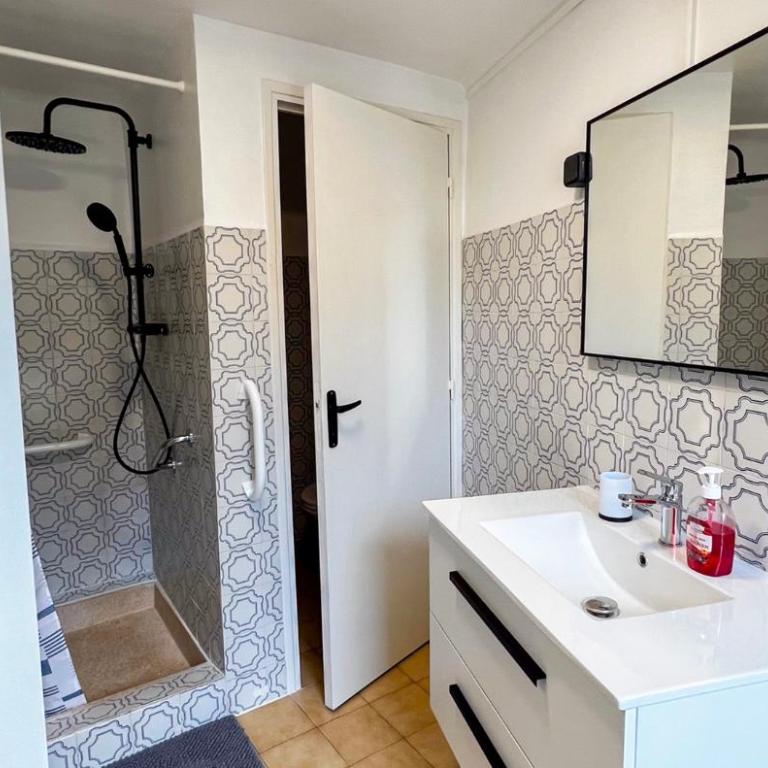 Peaceful setting near the ramparts - Apartment mit 1 Schlafzimmer und Terrasse - 29