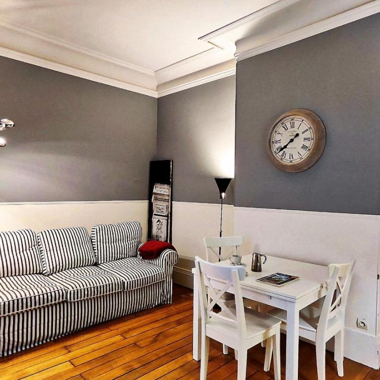 Central Paris Apartment Near Champs Elysees - One-Bedroom Apartment - 9