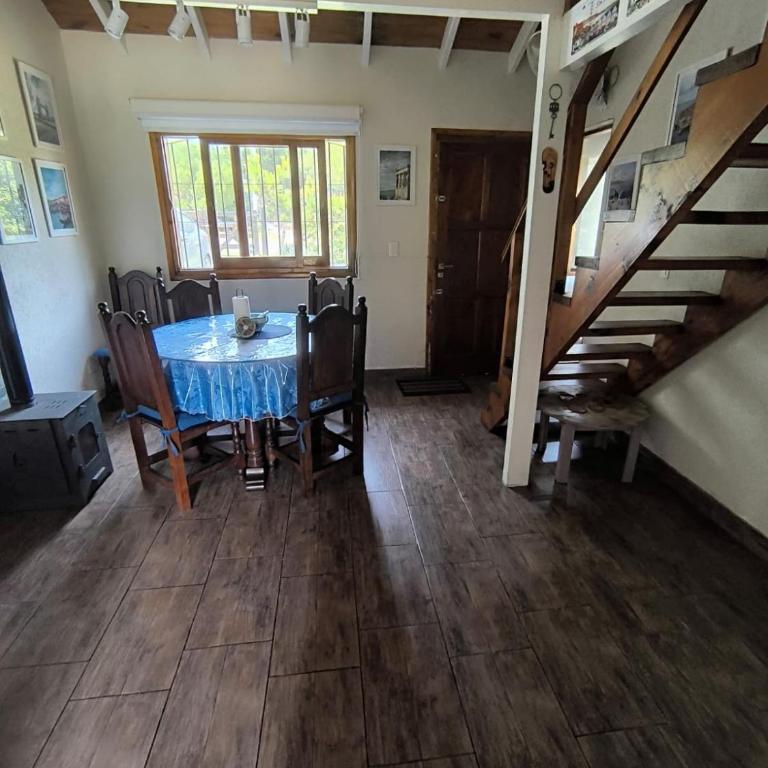 La casita de Gesell- CON PILETA -SUPER PROMO FINDE LARGO - Three-Bedroom House - 31