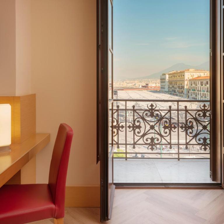 UNA Hotels Napoli - Camera Classic Francese - 3