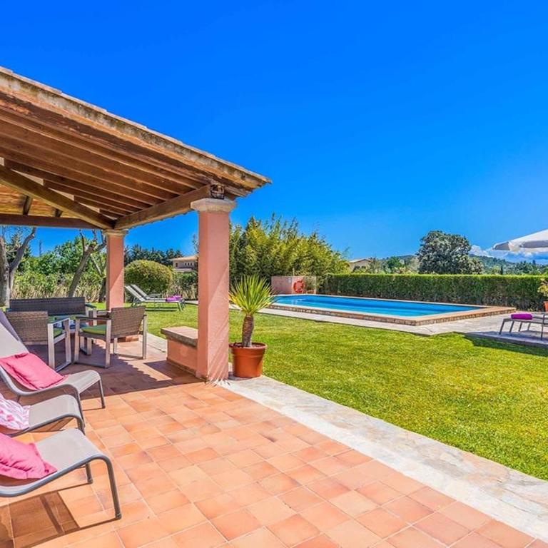 Villa Patricia Impressive garden to enjoy with the family by Renthousing - Apartamento - 4