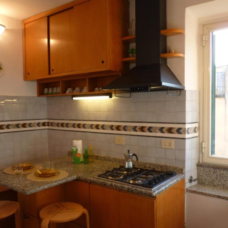 View of the Rooftops of Trastevere - Appartamento con 1 Camera da Letto - 4